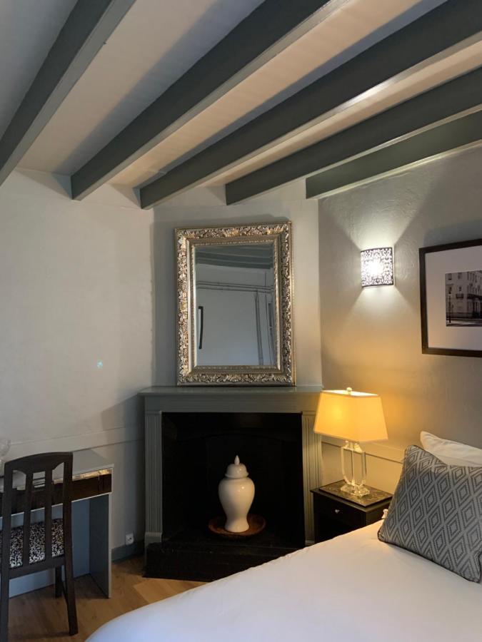 Le Petit Manoir Bed & Breakfast Brux Exterior foto