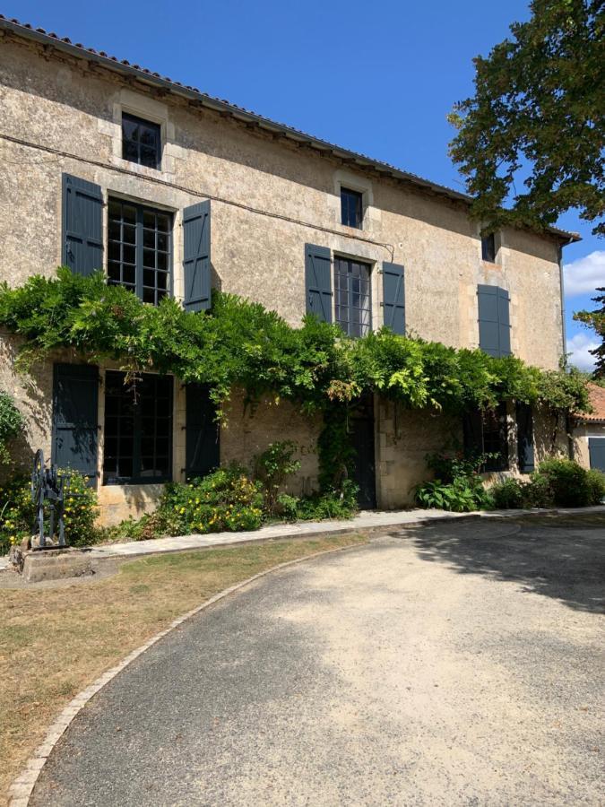 Le Petit Manoir Bed & Breakfast Brux Exterior foto