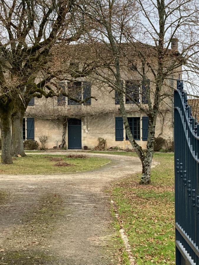 Le Petit Manoir Bed & Breakfast Brux Exterior foto